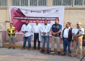 Inicia SSO campaña para eliminar criaderos de mosquitostransmisores de dengue, zika y chikungunya en Juchitán