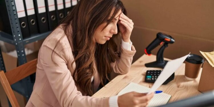 anorama de las mujeres en el trabajo: Ocultar salud mental y añorar flexibilidad