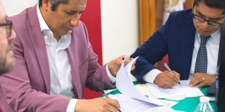 Fiscalía de Oaxaca signa convenio con Tojil y Embajada de Estados Unidos para implementar segunda fase de proyecto anticorrupción