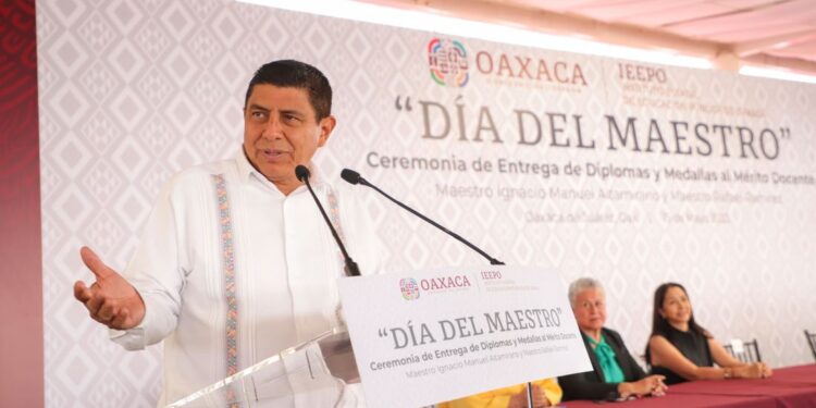 La causa de la justicia tiene en la educación su raíz profunda e irrebatible: Gobernador Salomón Jara