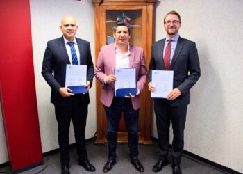 Fiscalía de Oaxaca firma convenio con CEEAD para capacitación y certificación de Agentes del Ministerio Público