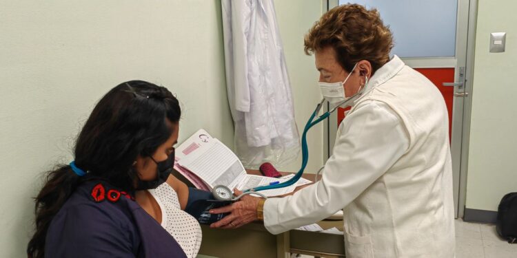 El 10% de la población oaxaqueña mayor de 20 años padece v hipertensión arterial: SSO