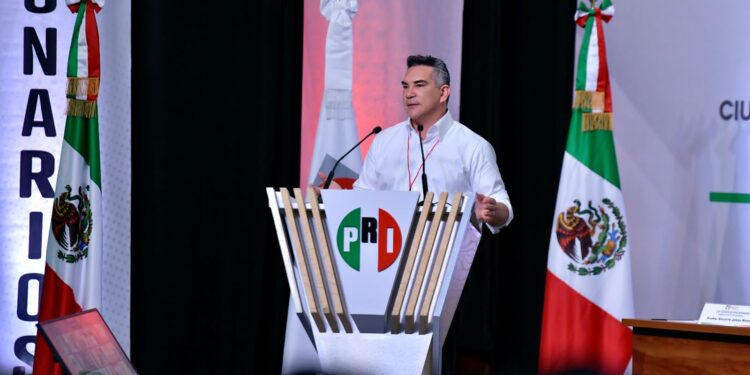LOS PRIISTAS DEFINEN EL RUMBO DEL PARTIDO, NO EL GRUPO EN EL PODER: ALEJANDRO MORENO