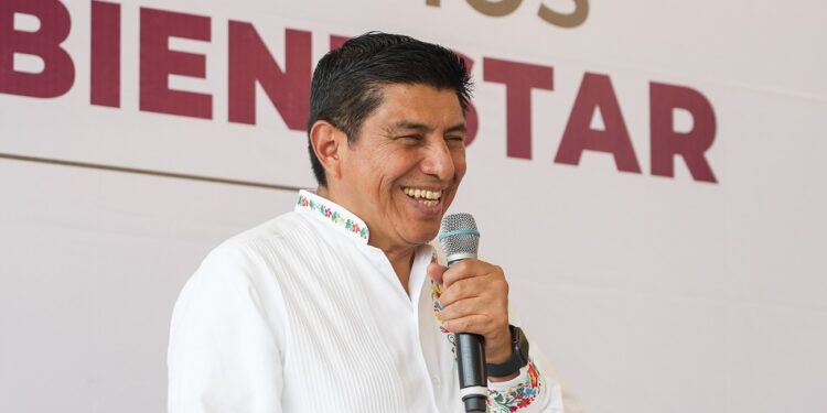 Vamos a apoyar el desarrollo de San Miguel Tilquiápam: Salomón Jara