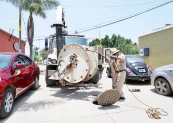 Beneficiarán a 240 mil habitantes con acciones de desazolve en la capital oaxaqueña