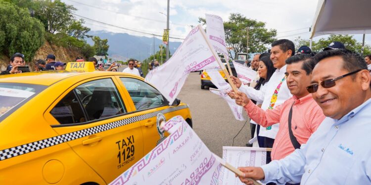 Garantizará Gobierno de Oaxaca estancia y desplazamiento seguro a turistas durante la Guelaguetza 2023
