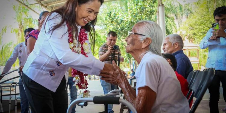 Avanza atención de rezago de solicitudes de aparatos funcionales por parte del DIF Oaxaca