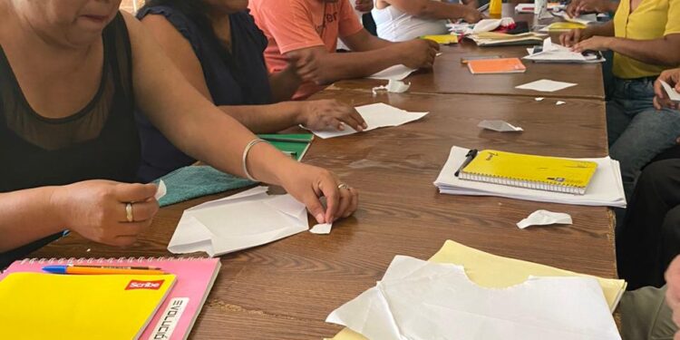 Capacita IEEA sobre nuevo modelo educativo para acreditar estudios en menos tiempo 