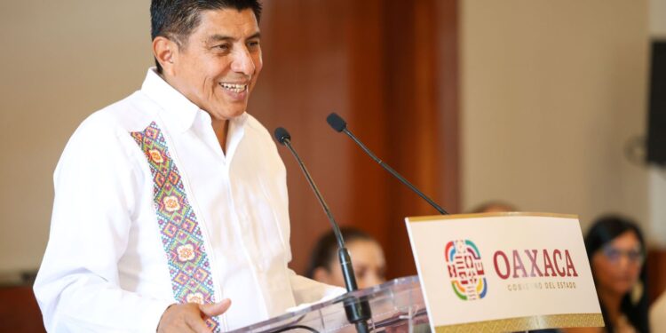 Llama Gobernador Salomón Jara a tomar precauciones por temporada de lluvias