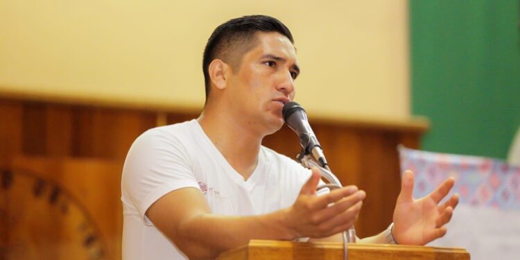 Promueven convocatoria del Premio Estatal de la Juventud en la Costa e Istmo de Tehuantepec