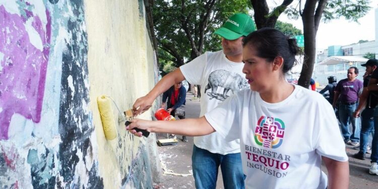 Con Tequio Bienestar embellecen tradicional ruta del Convite de Delegaciones en Guelaguetza