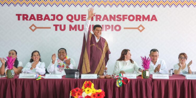 Refrenda Salomón Jara el compromiso de su gobierno para impulsar el desarrollo de Oaxaca