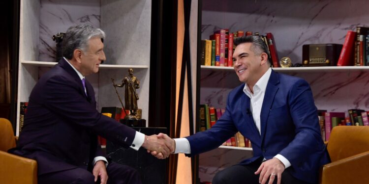 Más de 18 millones desconocen que tienen dinero en una afore; localiza tu cuenta