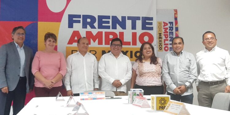 Instalan Comité Estatal del Frente Amplio por México en Oaxaca