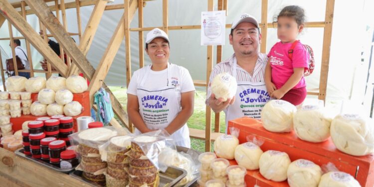 Inicia la Expo Feria del Queso y del Quesillo 2023 en Reyes Etla