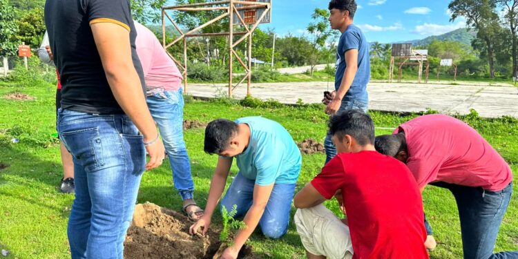 Se suma Casa de la Cultura Oaxaqueña a la Jornada de Reforestación 2023