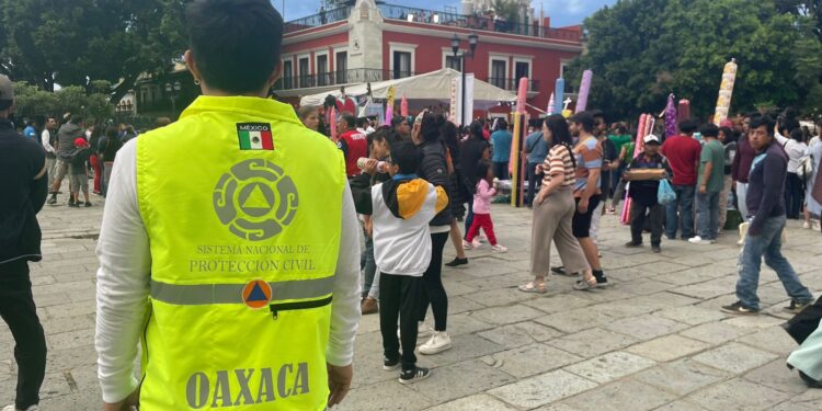 Equipo de Respuesta Inmediata de Protección Civil, presente en fiestas de Julio, mes de la Guelaguetza 2023