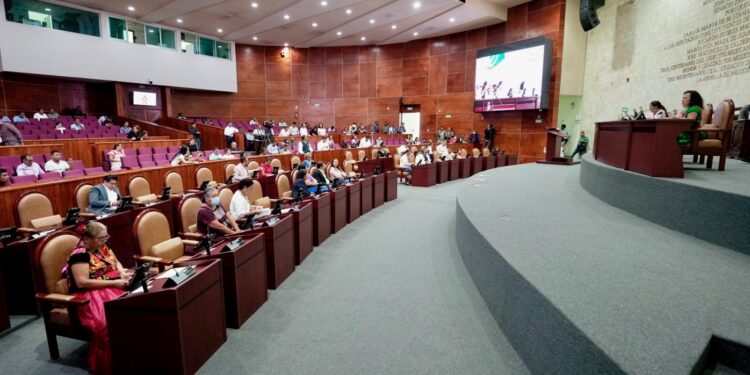 Estudia Congreso reforma para prevenir el acoso sexual en lugares públicos