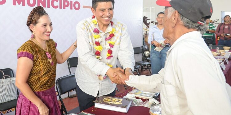 Destina Gobierno de Oaxaca más de 25 mdp para el desarrollo de Santo Domingo Zanatepec