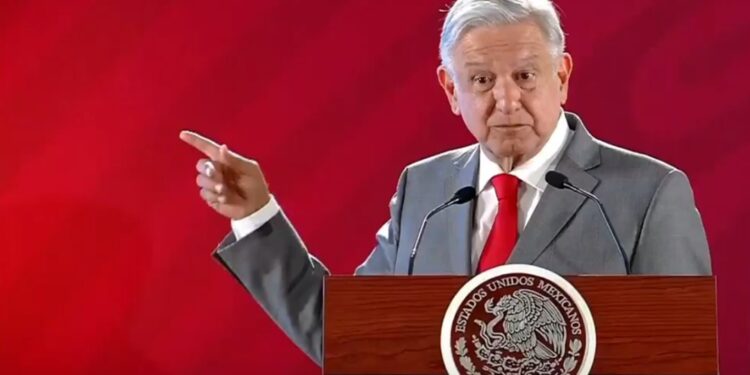 AMLO anuncia inicio de operaciones de farmacia con “medicinas del mundo”