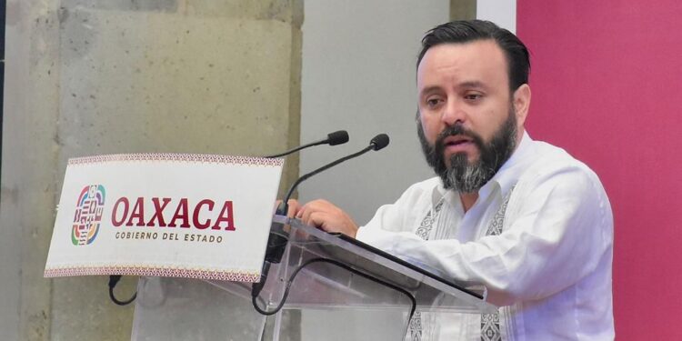 Atiende Sego a poblaciones afectadas por paso de onda tropical número 22