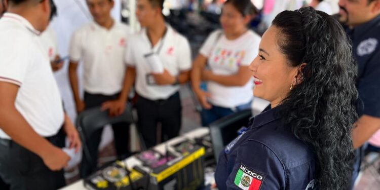En la Costa, brinda SSPC herramientas a mujeres, adolescentes y niñas para disminuir riesgos en internet