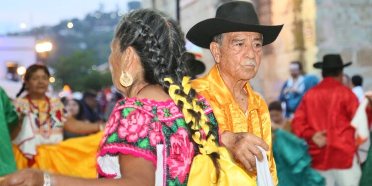 Reconoce DIF Oaxaca a las personas adultas mayores como sujetas de derechos