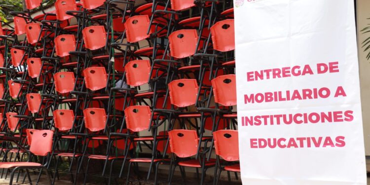 Trabaja Cecyteo junto a Iocied a favor de la educación media superior