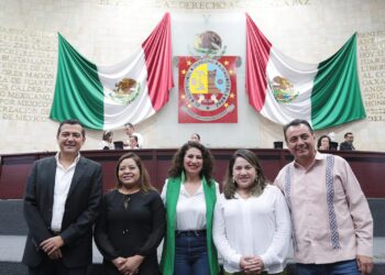 Coordinadora del PVEM en el Congreso de Oaxaca, rinde protesta como integrante de la Jucopo