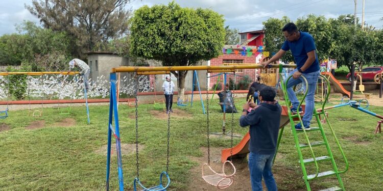 Tequios Bienestar fomentan el trabajo comunitario en Magdalena Apasco y San Pablo Villa de Mitla