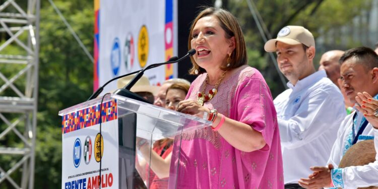 CON XÓCHITL GÁLVEZ VAMOS EN UN SOLO EQUIPO DE CIUDADANOS Y PARTIDOS: ALEJANDRO MORENO