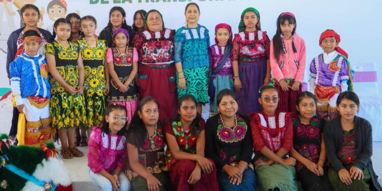Celebra DIF Oaxaca aprobación de la Ley de los Derechos de Niñas, Niños y Adolescentes del Estado de Oaxaca