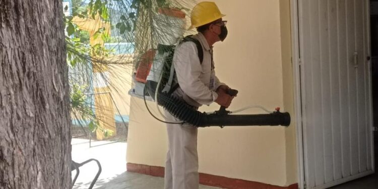 Exhorta SSO a personas con enfermedades crónicas a extremar medidas preventivas contra dengue