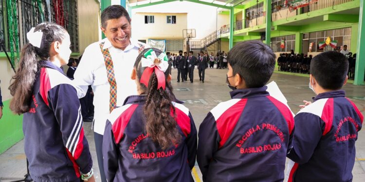 Educación de niñas y niños es prioridad de mi Gobierno: Salomón Jara Cruz