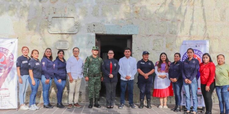  Inaugura Casa de la Cultura Oaxaqueña espacio Mujer Segura