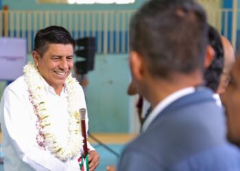 Sacaremos del abandono a San Pedro Yolox: Salomón Jara Cruz