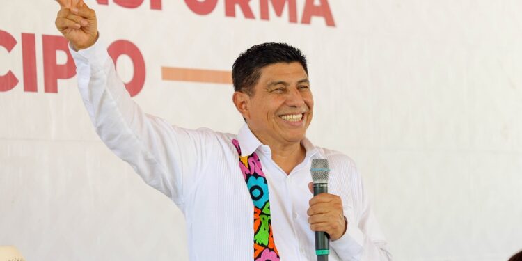 Con más de 21 mdp, impulsa Jara Cruz el desarrollo y bienestar de Santa María Jacatepec