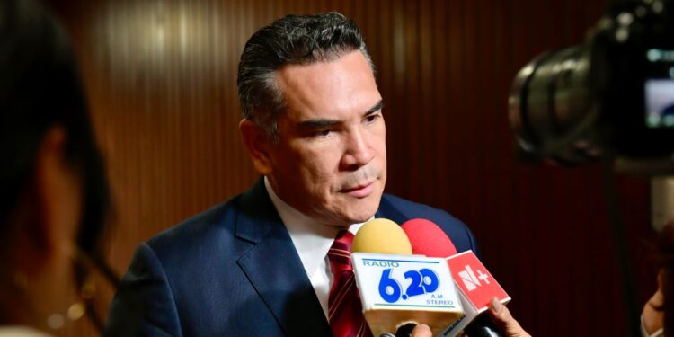 PÉSIMA, LA POLÍTICA EXTERIOR DEL GOBIERNO: ALEJANDRO MORENO