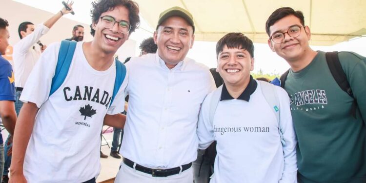  Vela por el bienestar y el futuro de la juventud el Gobierno del presidente Andrés Manuel López Obrado, sostiene Antonino Morales Toledo