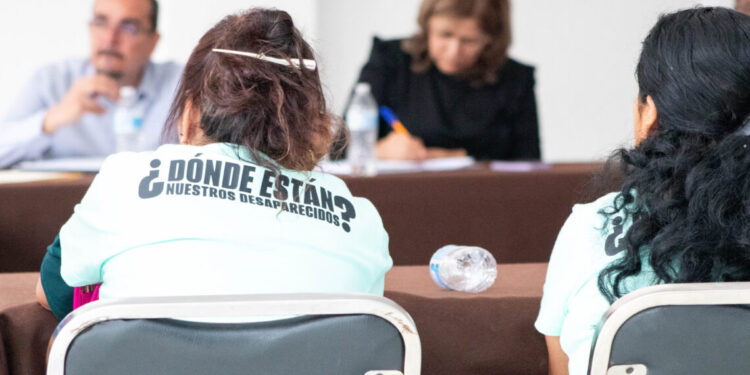 Brinda la DDHPO acompañamiento a colectivos y familiares de víctimas de desaparición