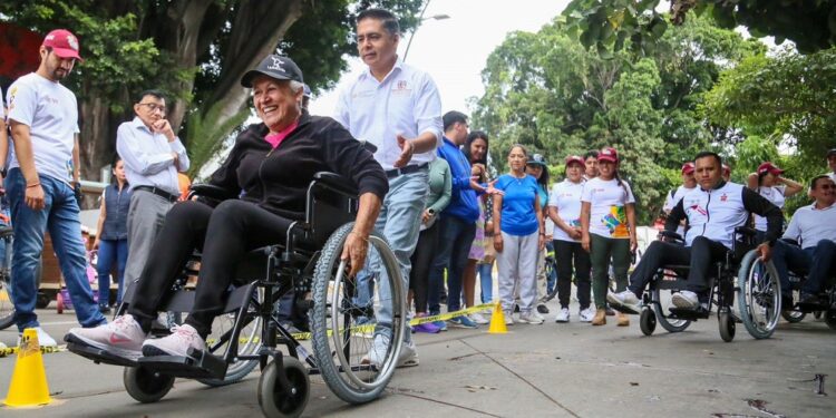 Felicidad y unidad familiar distinguen a la DivertiRuta encabezada por el Sistema DIF Oaxaca