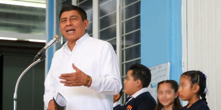 Reafirma Salomón Jara compromiso con la educación de niñas, niños y adolescentes