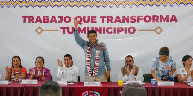 Apoya Gobierno Estatal a grupos prioritarios de San Martín Toxpalan con más de 24 mdp