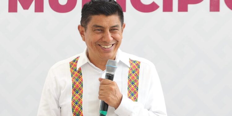 Convoca Jara Cruz a trabajar y mantener diálogo abierto en Matías Romero