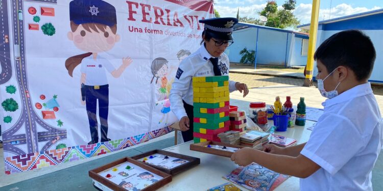 Fortalece SSPC la cultura vial en la comunidad escolar de Zaachila