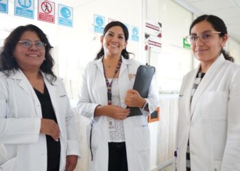 Reconoce Gobierno de Oaxaca la labor de más de 17 mil trabajadores de Salud