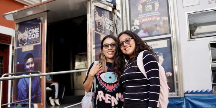 Llega Cine Gob a la Alameda de León por Festival Navideño