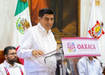 Entrega Salomón Jara 106 boletas de liberación a personas indígenas y de escasos recursos