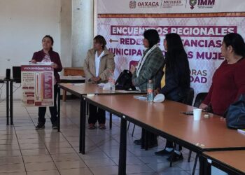 Capacitan a titulares de Instancias Municipales de las Mujeres de la Sierra de Juárez