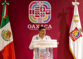 Entrega Gobierno del Estado 30 claves de centro de trabajo a escuelas de nivel básico